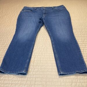 Lee Women's Blue Denim Ankle/Cropped Jeans with Yellow Logo Patch SIZE 24WS/C